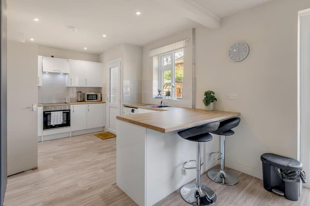 4 Bedroom Pitchford ノリッチ エクステリア 写真
