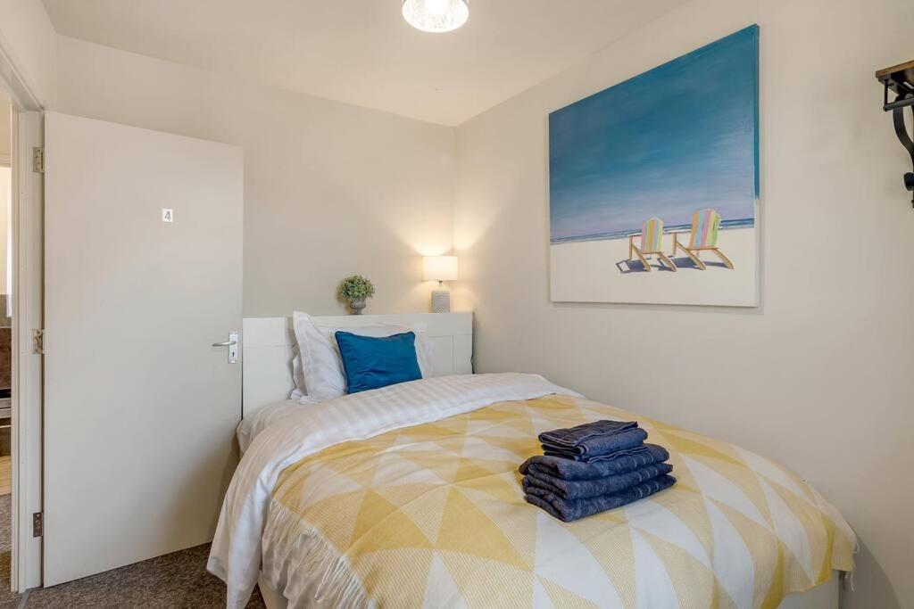 4 Bedroom Pitchford ノリッチ エクステリア 写真