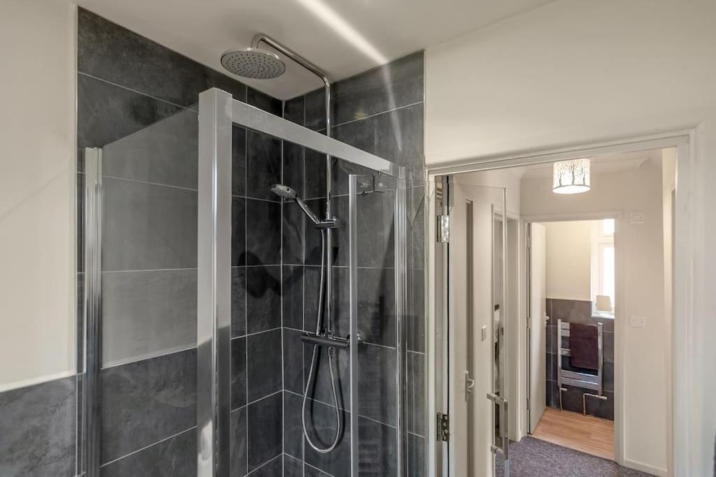 4 Bedroom Pitchford ノリッチ エクステリア 写真