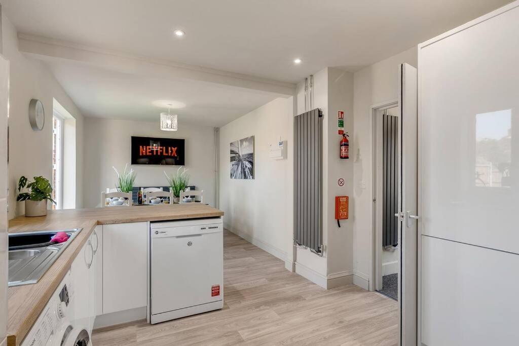 4 Bedroom Pitchford ノリッチ エクステリア 写真