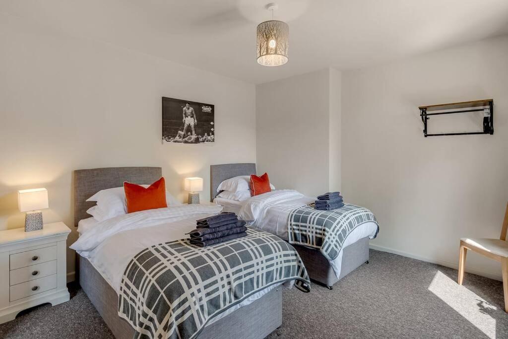 4 Bedroom Pitchford ノリッチ エクステリア 写真