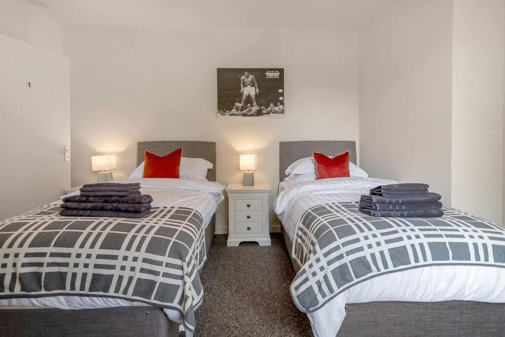 4 Bedroom Pitchford ノリッチ エクステリア 写真