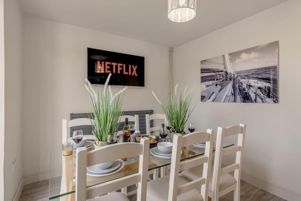 4 Bedroom Pitchford ノリッチ エクステリア 写真